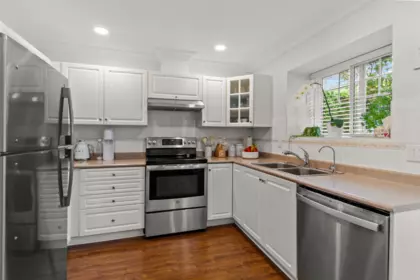 Pantry Photo of 15 23085 118 Avenue, Maple Ridge, BC