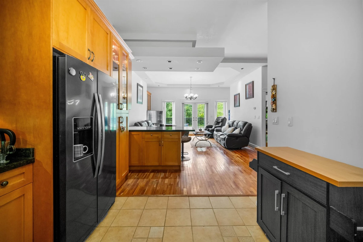 Dining Area Photo of 2253 Parkway Boulevard, Coquitlam, BC