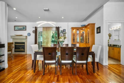 Breakfast Nook Photo of 2253 Parkway Boulevard, Coquitlam, BC