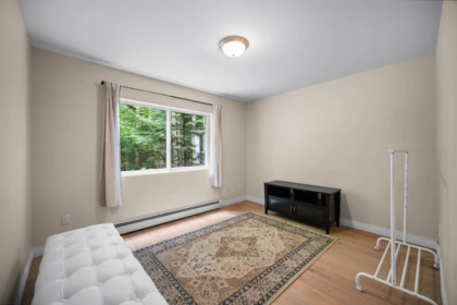 Front Yard Photo of 2253 Parkway Boulevard, Coquitlam, BC