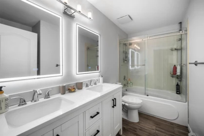 Mudroom Photo of 2253 Parkway Boulevard, Coquitlam, BC
