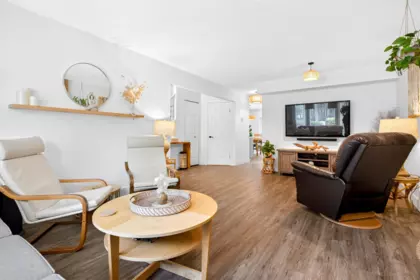 Breakfast Nook Photo of 12846 73 Avenue, Surrey, BC