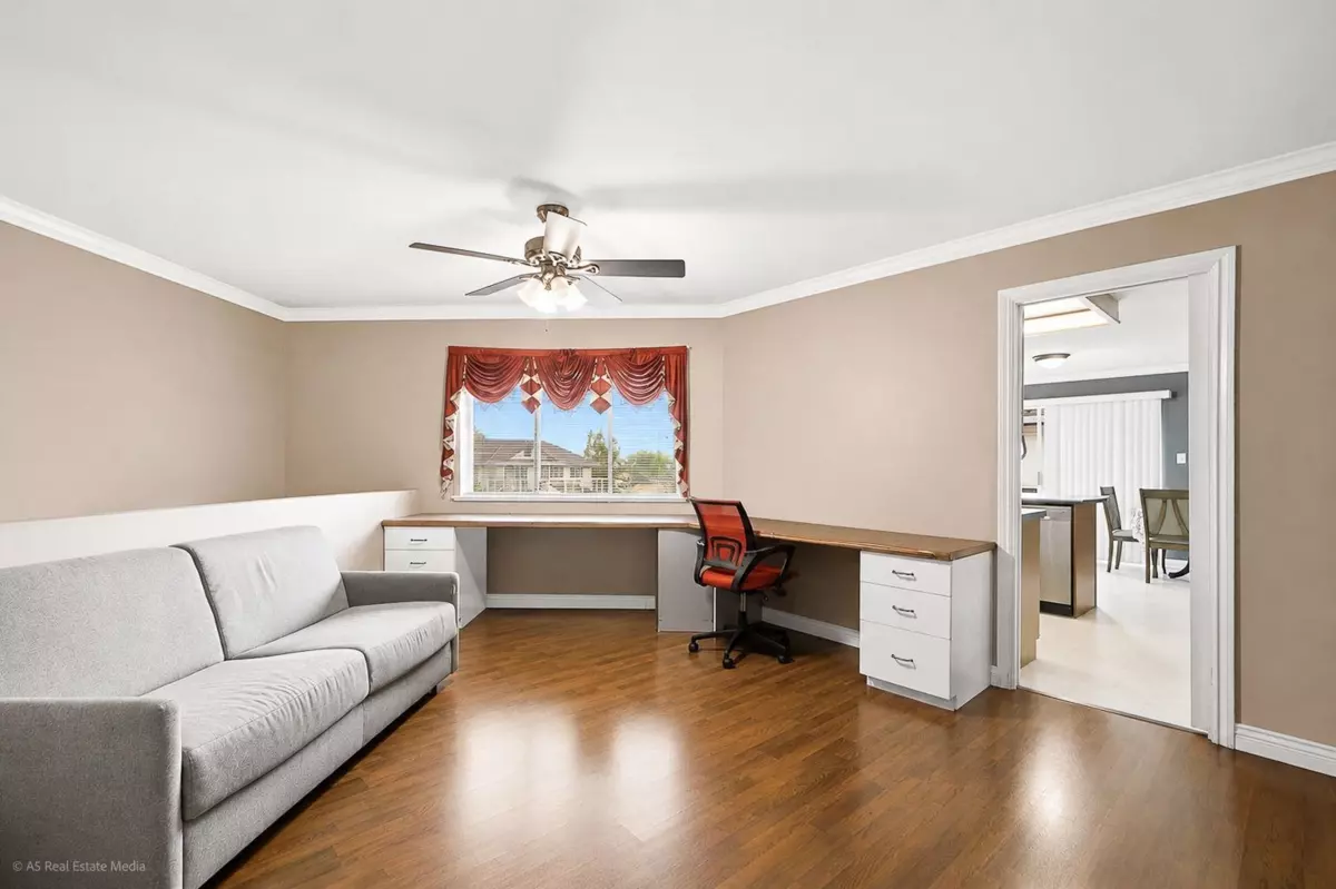 Family Room Photo of 126 3080 Townline Road, Abbotsford, BC