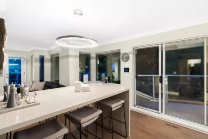 Breakfast Nook Photo of 1590 Tyrol Court, West Vancouver, BC