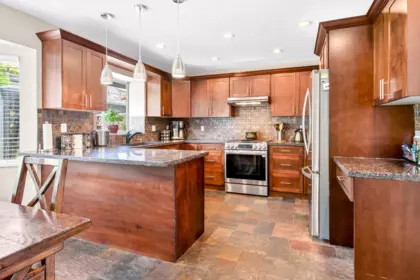 Breakfast Nook Photo of 2383 Colonial Drive, Port Coquitlam, BC