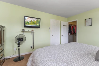Laundry Room Photo of 34654 Dunsmuir Court, Abbotsford, BC