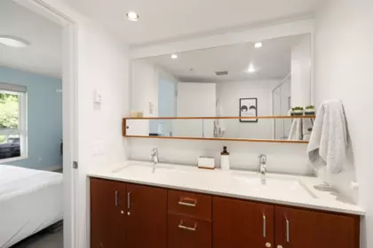 Mudroom Photo of 316 221 E 3rd Street, North Vancouver, BC