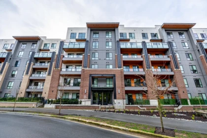 231 55 Klahanie Drive, Port Moody, BC, Port Moody — Apartment/Condo for sale