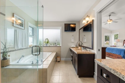 Basement Recreation Room Photo of 2653 164 Street, Surrey, BC
