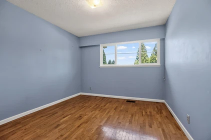 Powder Room Photo of 11446 94 Avenue, Delta, BC