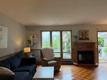 Breakfast Nook Photo of 5466 Carnaby Place, Sechelt, BC