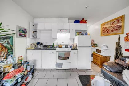 Mudroom Photo of 331 E 61st Avenue, Vancouver, BC