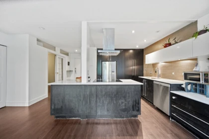 Breakfast Nook Photo of 304 141 W 13th Street, North Vancouver, BC