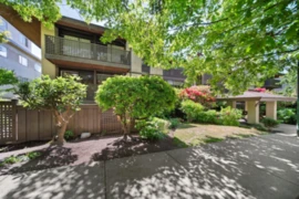 304 141 W 13th Street, North Vancouver, BC