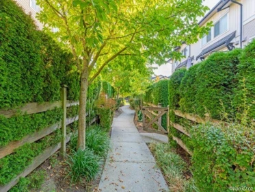 Loft / Bonus Room Photo of 143 2450 161a Street, Surrey, BC