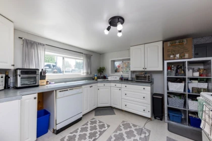 Basement Recreation Room Photo of 1737 Larson Road, North Vancouver, BC