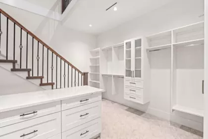 Mudroom Photo of 8486 Harvie Road, Surrey, BC