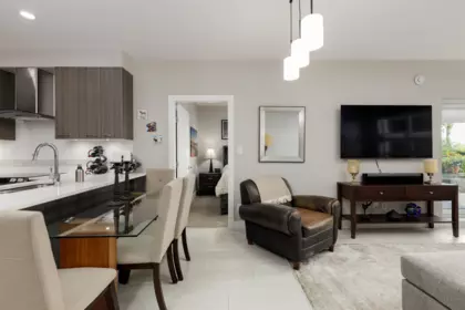 Family Room Photo of 122 4690 Hawk Lane, Tsawwassen, BC
