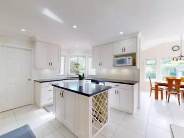 Kitchen Island Photo of 10285 167 Street, Surrey, BC