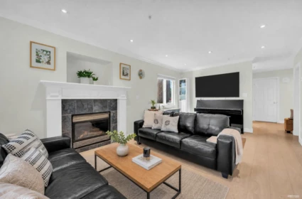 6925 Main Street, Vancouver, BC, Vancouver — Half Duplex for sale