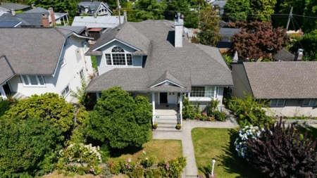 Garden / Landscaping Photo of 823 Burnaby Street, New Westminster, BC