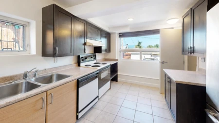 Mudroom Photo of 823 Burnaby Street, New Westminster, BC