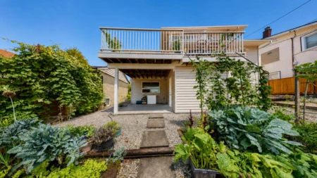 Outdoor Patio Photo of 823 Burnaby Street, New Westminster, BC