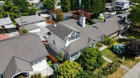 Swimming Pool Photo of 823 Burnaby Street, New Westminster, BC