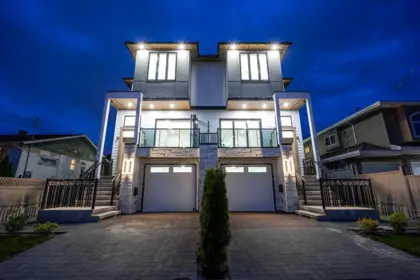 2 7303 14th Avenue, Burnaby, BC, Burnaby — Half Duplex for sale