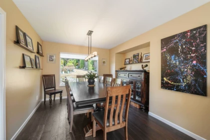 Kitchen Photo of 18261 54 Avenue, Surrey, BC