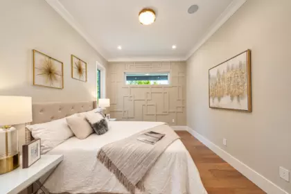Entry Foyer Photo of 1180 Tuxedo Drive, Port Moody, BC