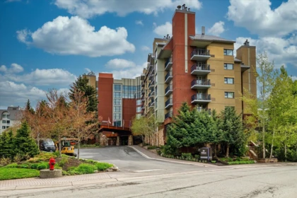 466/468 4050 Whistler Way, Whistler, BC, Whistler — Apartment/Condo for sale