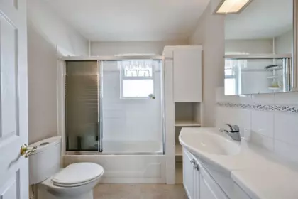 Mudroom Photo of 14677 111 Avenue, Surrey, BC