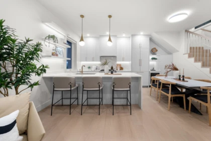 Primary Bedroom Photo of 1 1582 E 2nd Avenue, Vancouver, BC