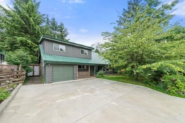 38260 Westway Avenue, Squamish, BC