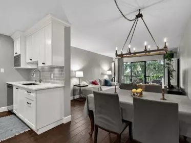 Kitchen Photo of 205 150 E 5th Street, North Vancouver, BC