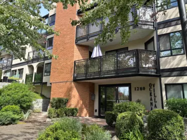 301 1280 Fir Street, White Rock, BC, White Rock — Apartment/Condo for sale