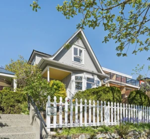Family Room Photo of 408 E 2nd Street, North Vancouver, BC