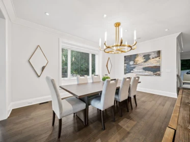 Family Room Photo of 433 E Queens Road, North Vancouver, BC