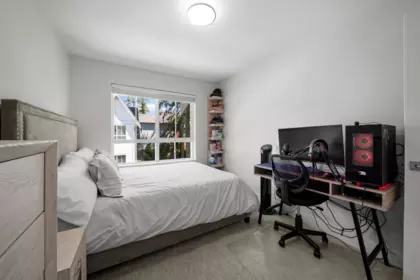 Powder Room Photo of 7 2828 156 Street, Surrey, BC