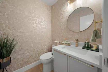 Primary Bathroom Photo of 7 2828 156 Street, Surrey, BC