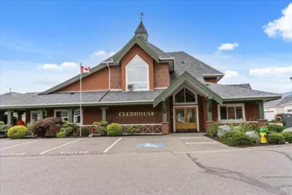 Swimming Pool Photo of 186 8485 Young Road, Chilliwack, BC