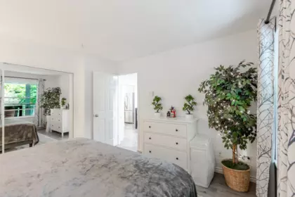 Entry Foyer Photo of 202 9688 148 Street, Surrey, BC