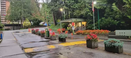 Swimming Pool Photo of 519 2012 Fullerton Avenue, North Vancouver, BC