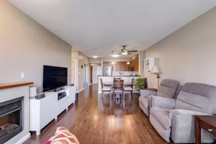 Breakfast Nook Photo of 501 4132 Halifax Street, Burnaby, BC
