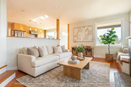 Living Room Photo of 5012 Geer Road, Sechelt, BC