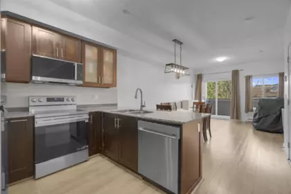 Family Room Photo of 235 13958 108 Avenue, Surrey, BC