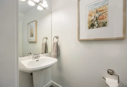 Primary Bathroom Photo of 237 18 Jack Mahony Place, New Westminster, BC