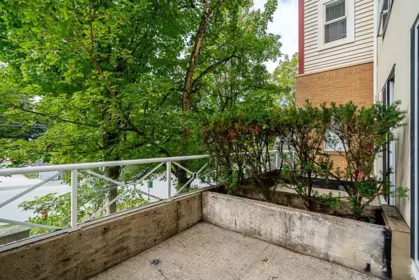 Outdoor Deck Photo of 207 678 W Queens Road, North Vancouver, BC