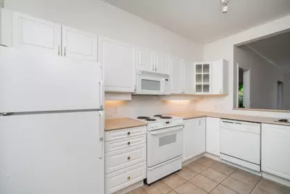 Primary Bathroom Photo of 207 678 W Queens Road, North Vancouver, BC